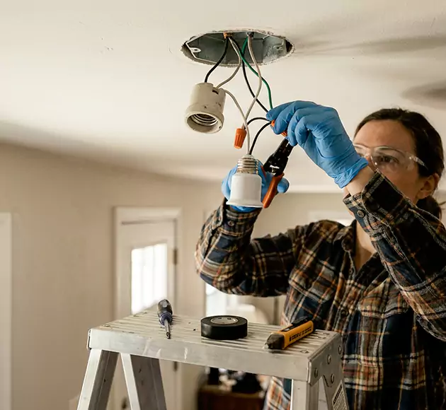 Professional Light Socket Replacement: Your Local Fixture Repair Team in Huntsville, AL